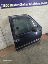 1988-2000 Chevrolet Silverado Suburban GMC Sierra RH Front Passenger Door