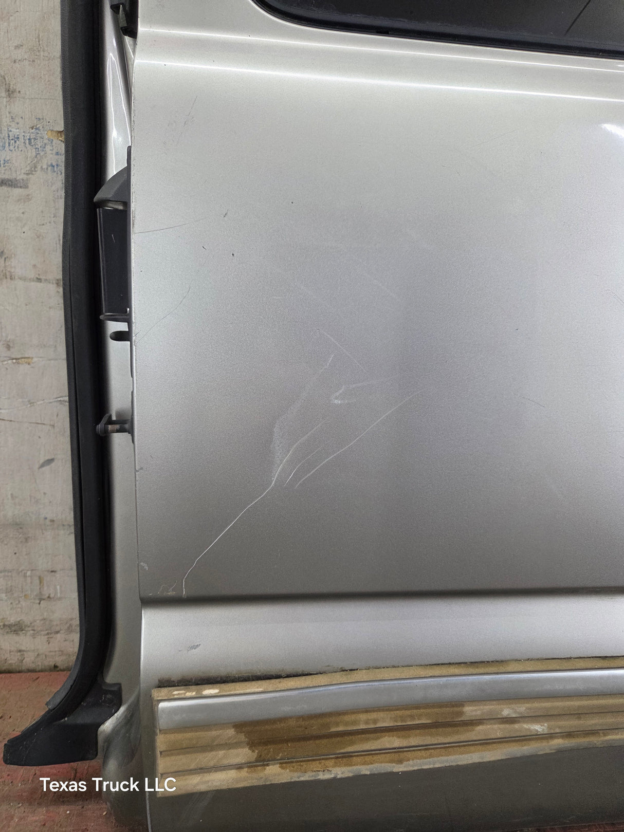 1999-2006 Chevrolet Silverado / GMC Sierra 1500 2500 3500 HD Rear Driver side Extended Cab Rear Door