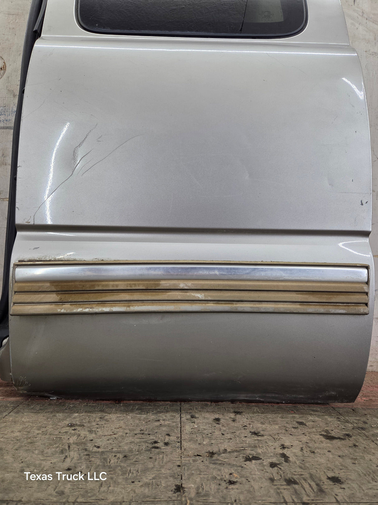 1999-2006 Chevrolet Silverado / GMC Sierra 1500 2500 3500 HD Rear Driver side Extended Cab Rear Door