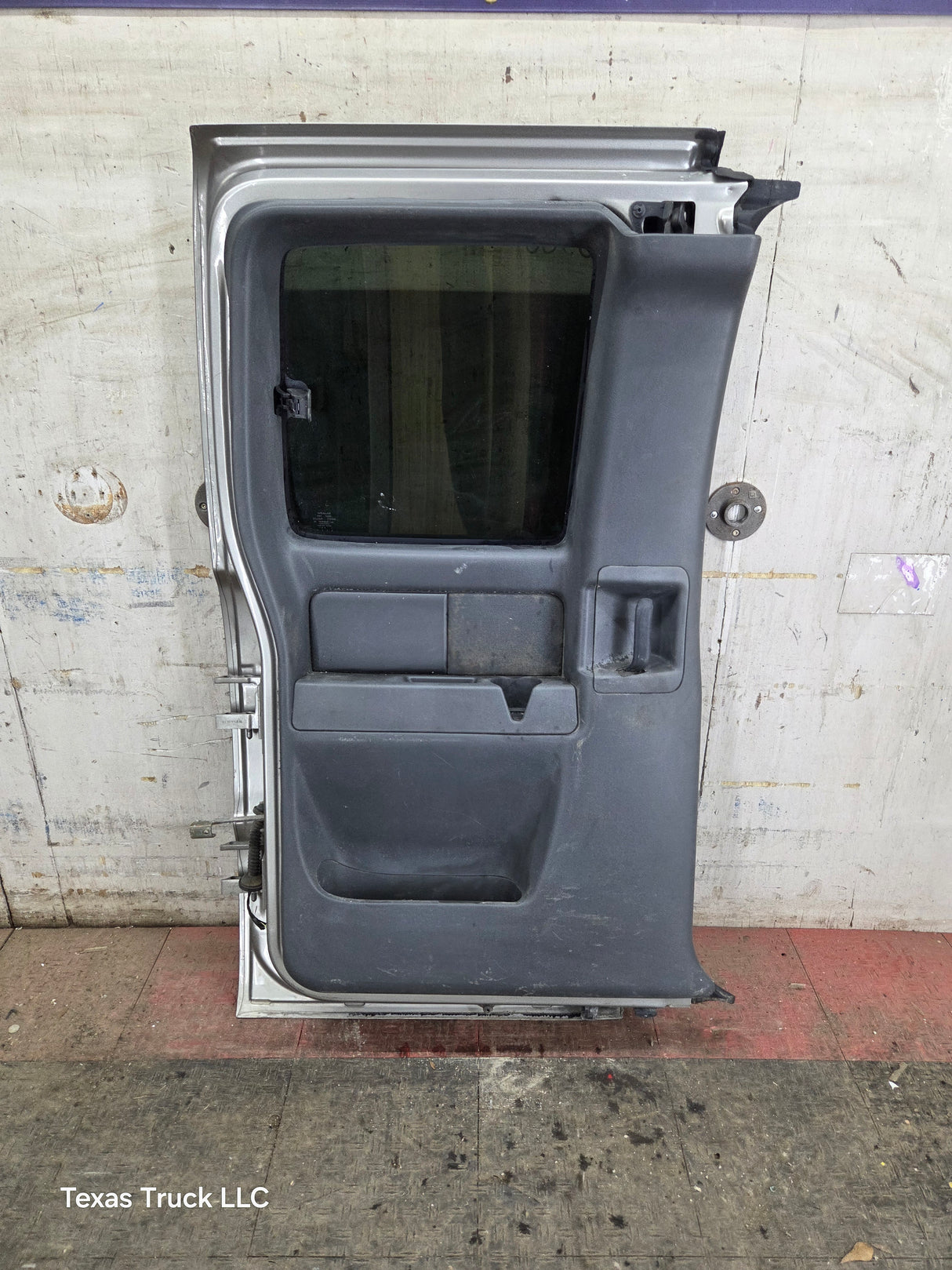 1999-2006 Chevrolet Silverado / GMC Sierra 1500 2500 3500 HD Rear Driver side Extended Cab Rear Door