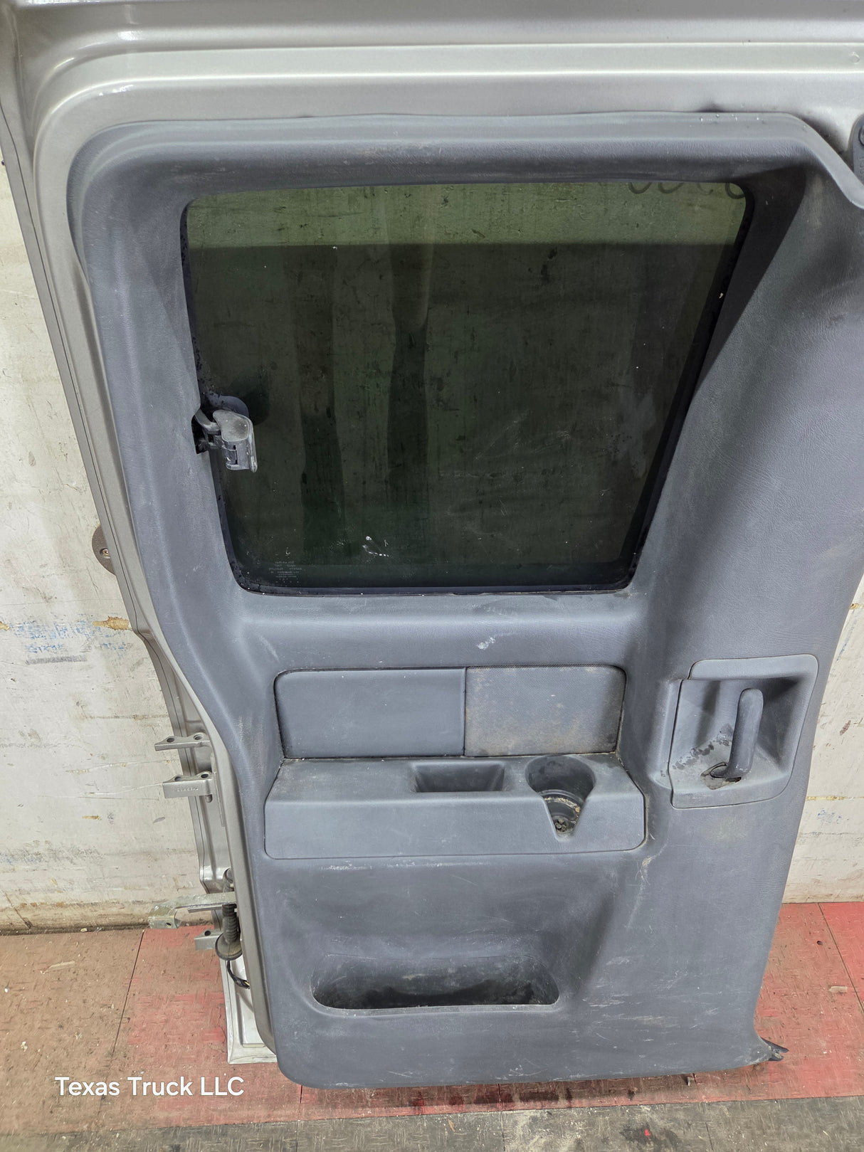1999-2006 Chevrolet Silverado / GMC Sierra 1500 2500 3500 HD Rear Driver side Extended Cab Rear Door