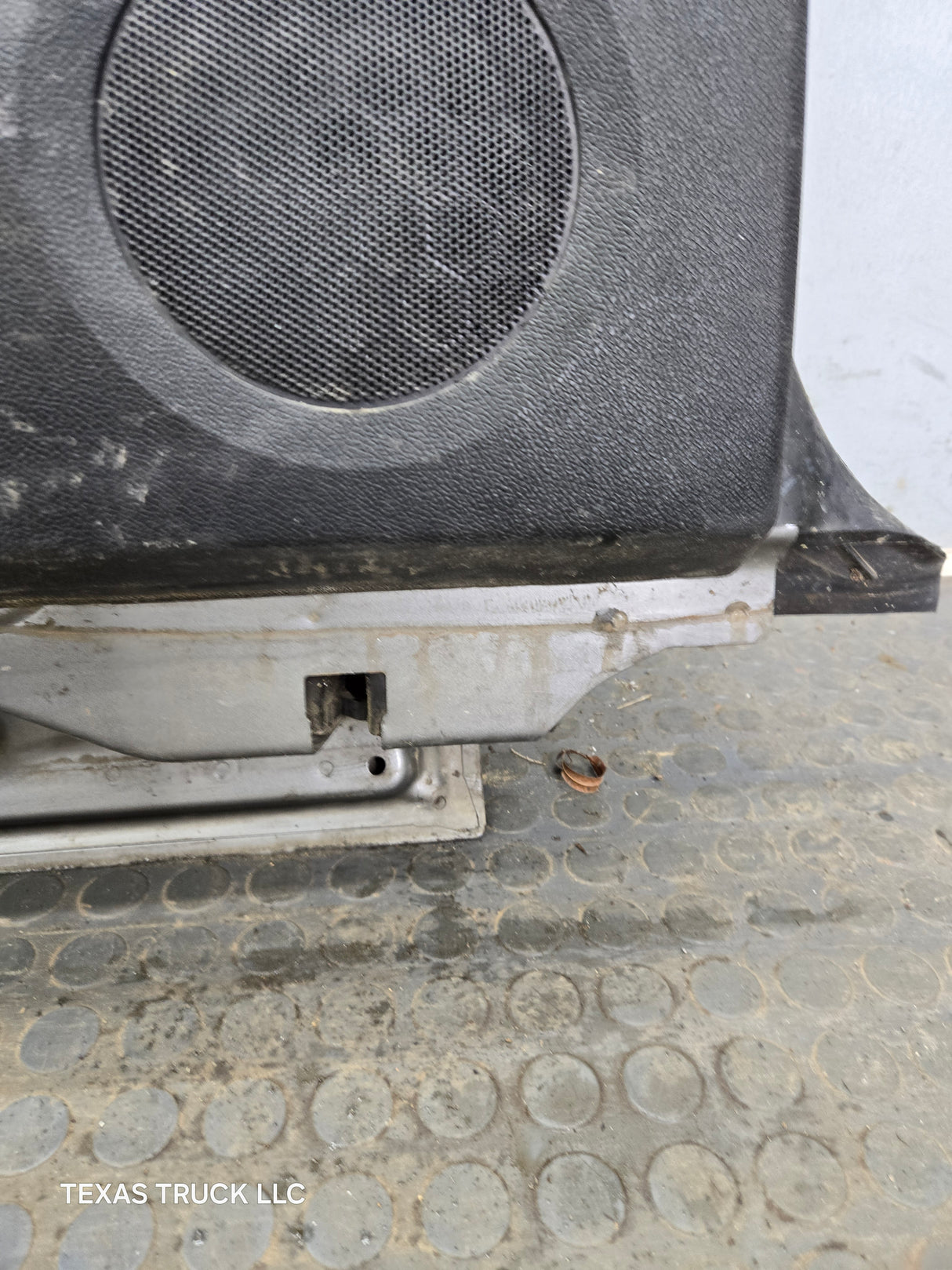 2007-2013 Chevrolet Silverado / GMC Sierra 1500 2500 3500 HD Driver Side Extended Cab LH Rear Door