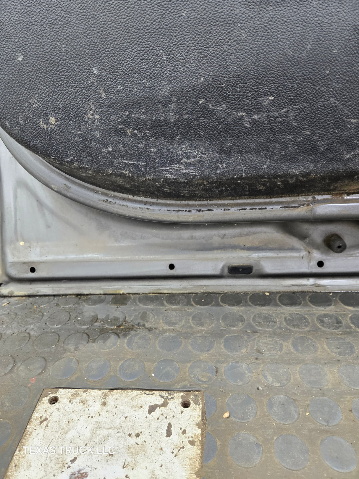 2007-2013 Chevrolet Silverado / GMC Sierra 1500 2500 3500 HD Driver Side Extended Cab LH Rear Door