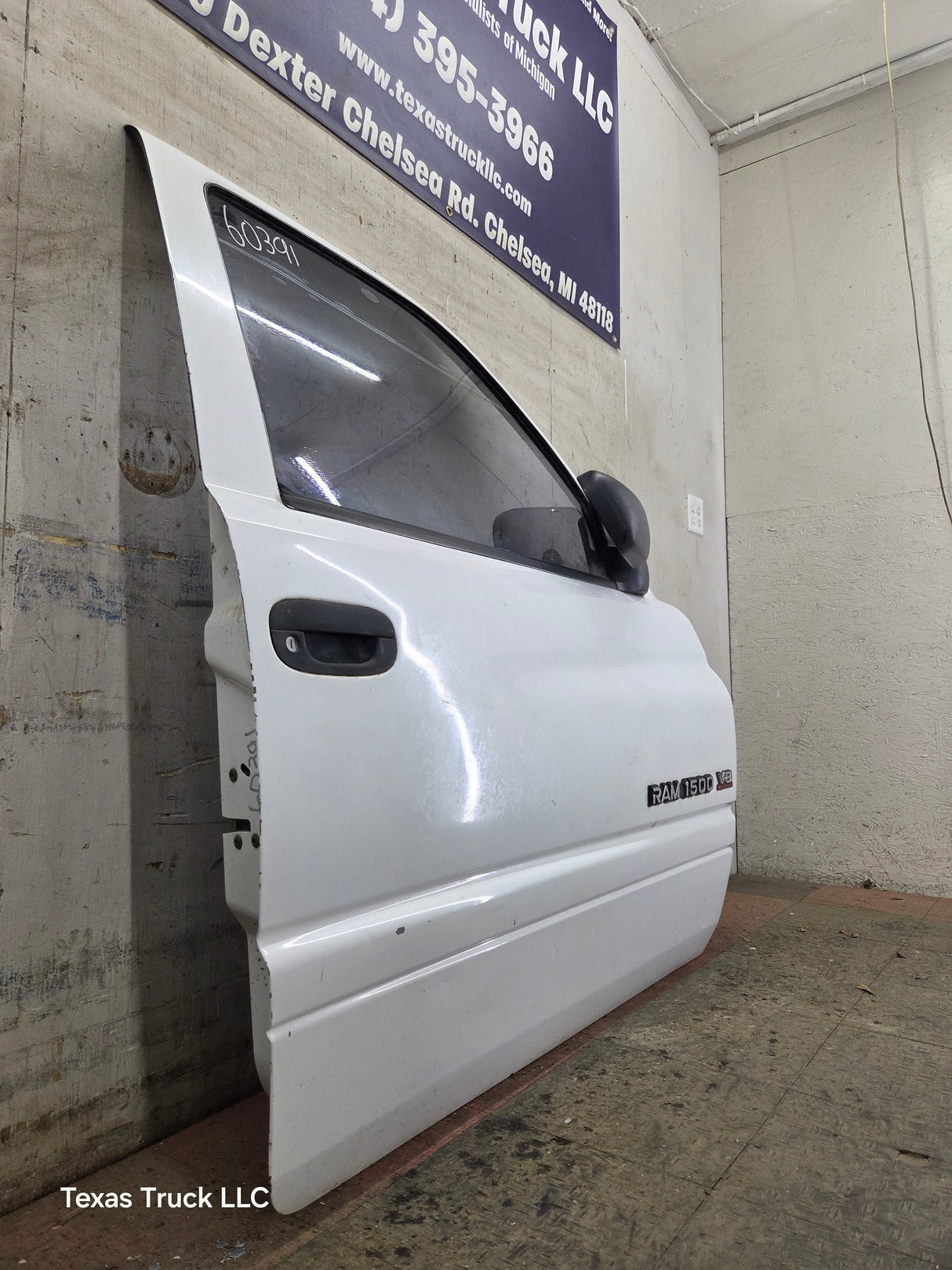 1994-2002 Dodge Ram 2nd Gen RH Passenger Side Front Door Regular Cab / 2 Door Ext Cab 1500 2500 3500 ROUND CORNER