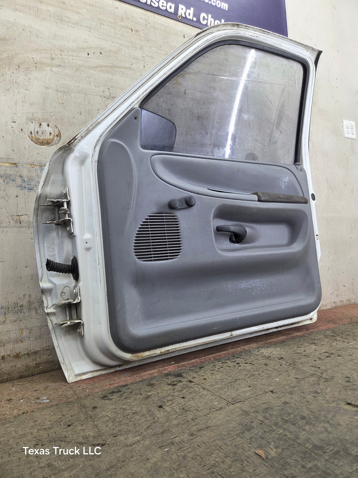 1994-2002 Dodge Ram 2nd Gen RH Passenger Side Front Door Regular Cab / 2 Door Ext Cab 1500 2500 3500 ROUND CORNER