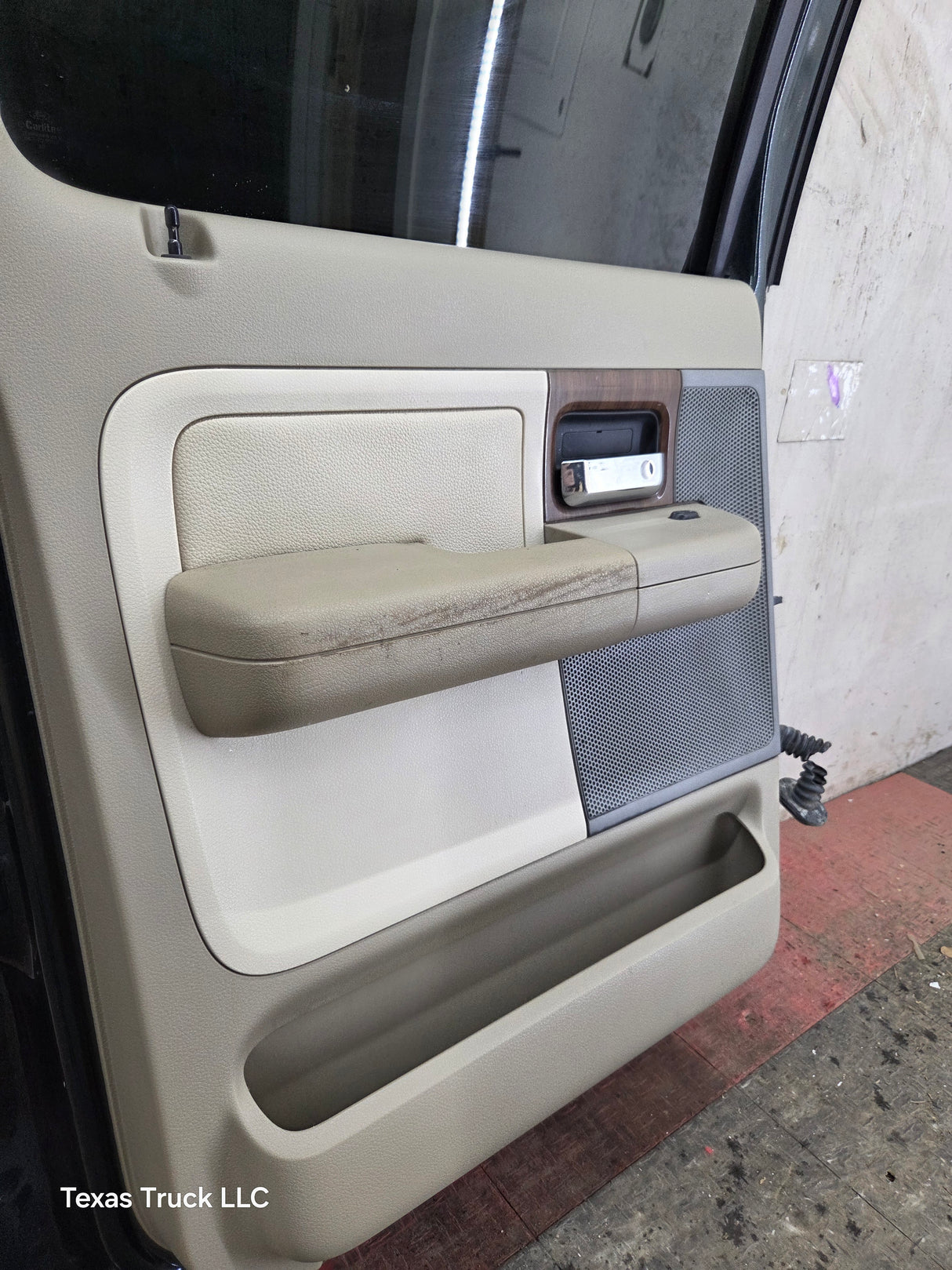 2004-2008 Ford F150 Rear LH Driver Side Crew Cab Door