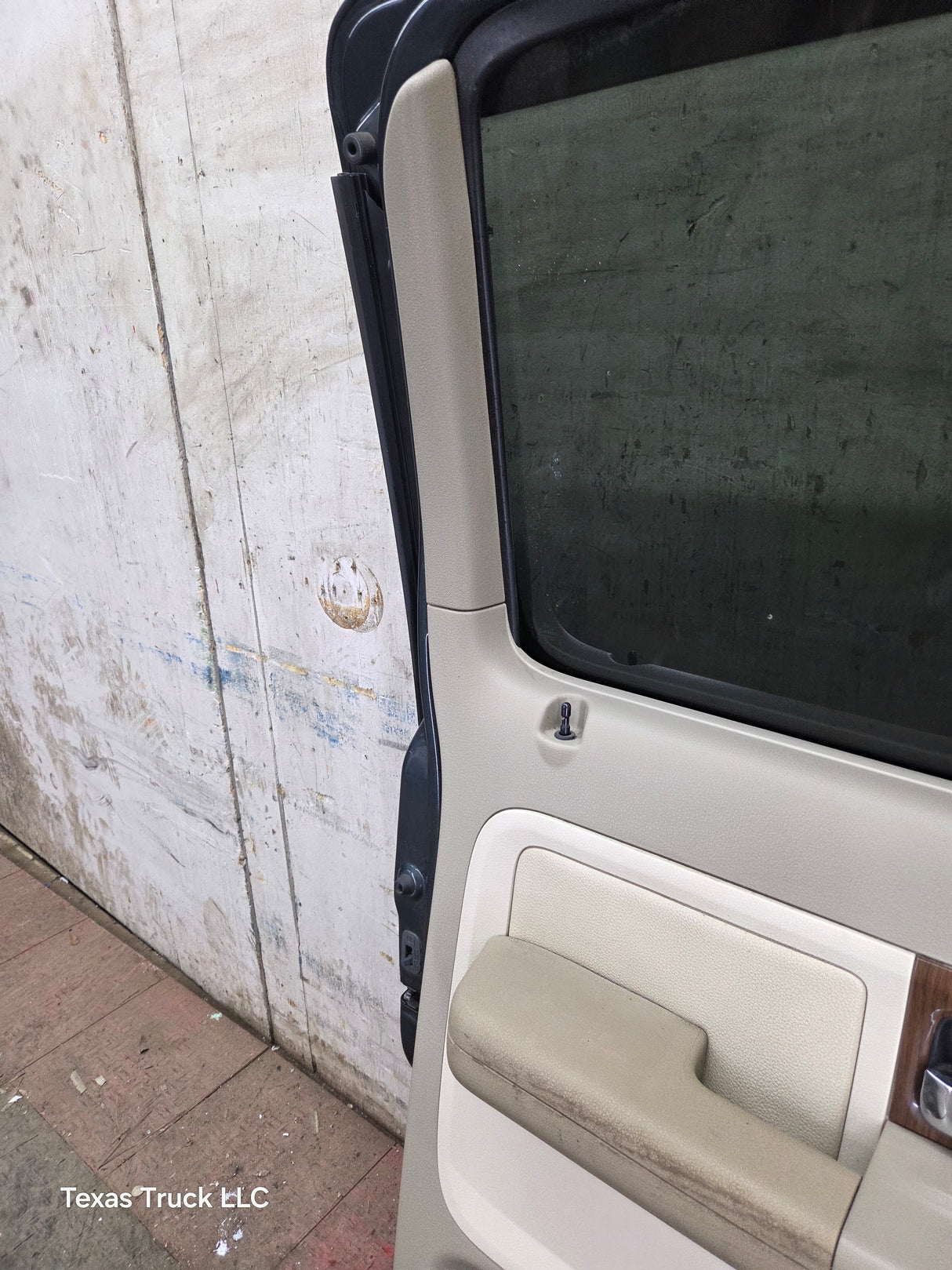 2004-2008 Ford F150 Rear LH Driver Side Crew Cab Door