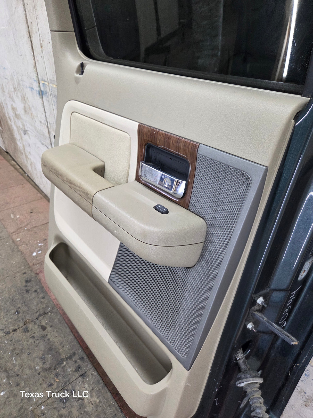 2004-2008 Ford F150 Rear LH Driver Side Crew Cab Door
