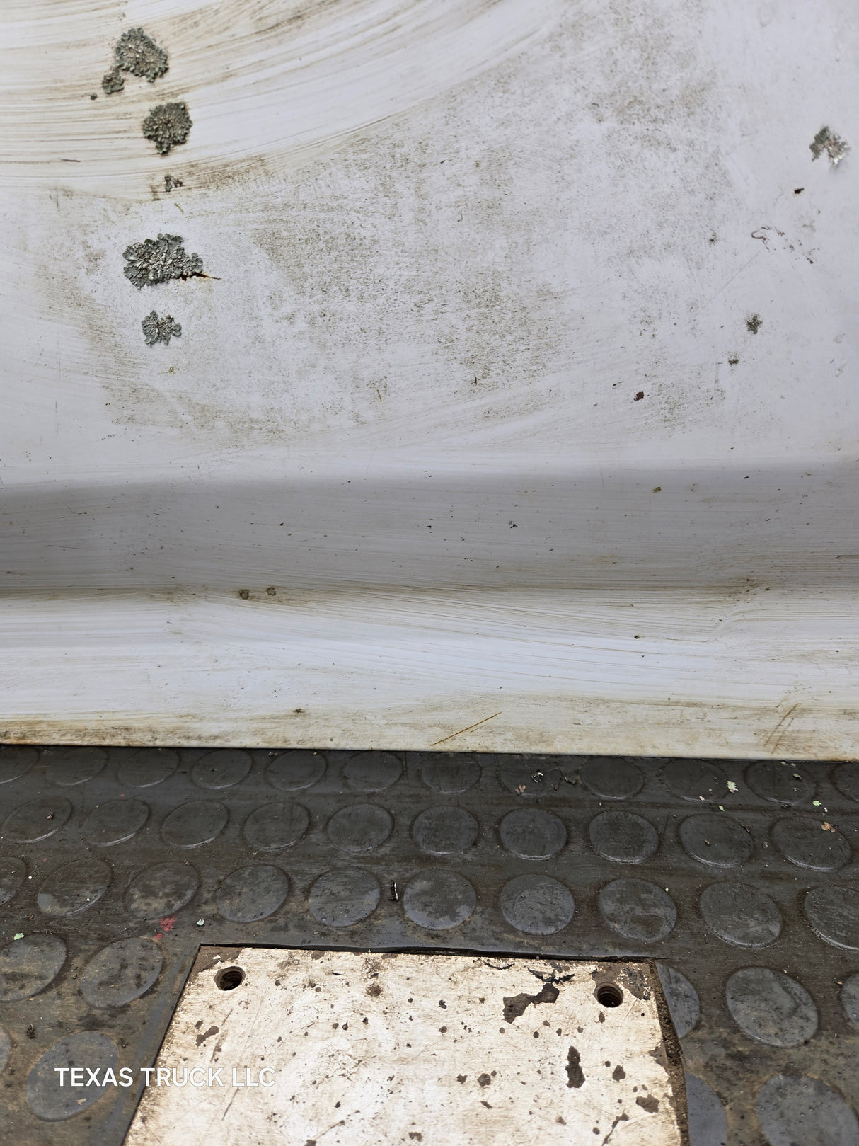 1987-1997 Ford F Series F250 F350 F450 F550 LH Driver Side Front Door