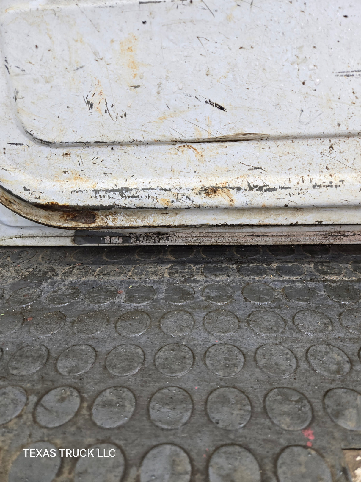 1987-1997 Ford F Series F250 F350 F450 F550 RH Passenger Side Front Door