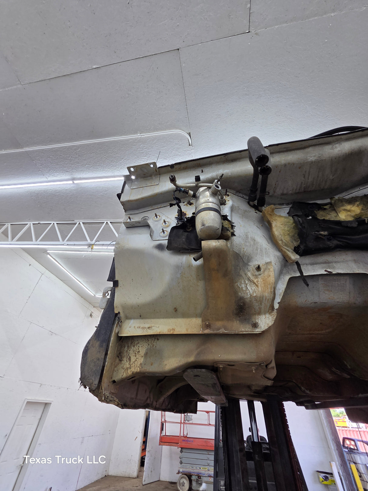 1999-2007 Chevrolet Silverado / GMC Sierra 1500 2500 HD 3500HD Crew Cab Body