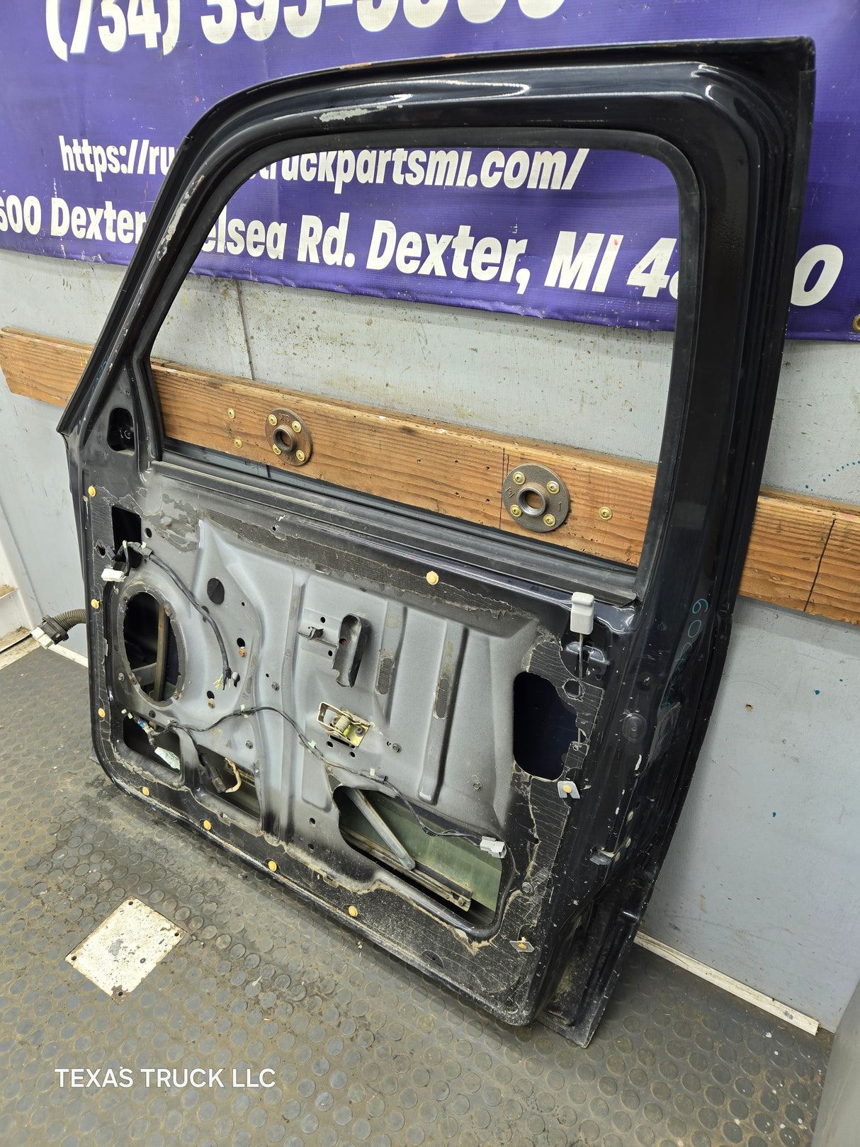 1994-2002 Dodge Ram 2nd Gen Quad Cab 4 Door Square Corner RH Passenger Door
