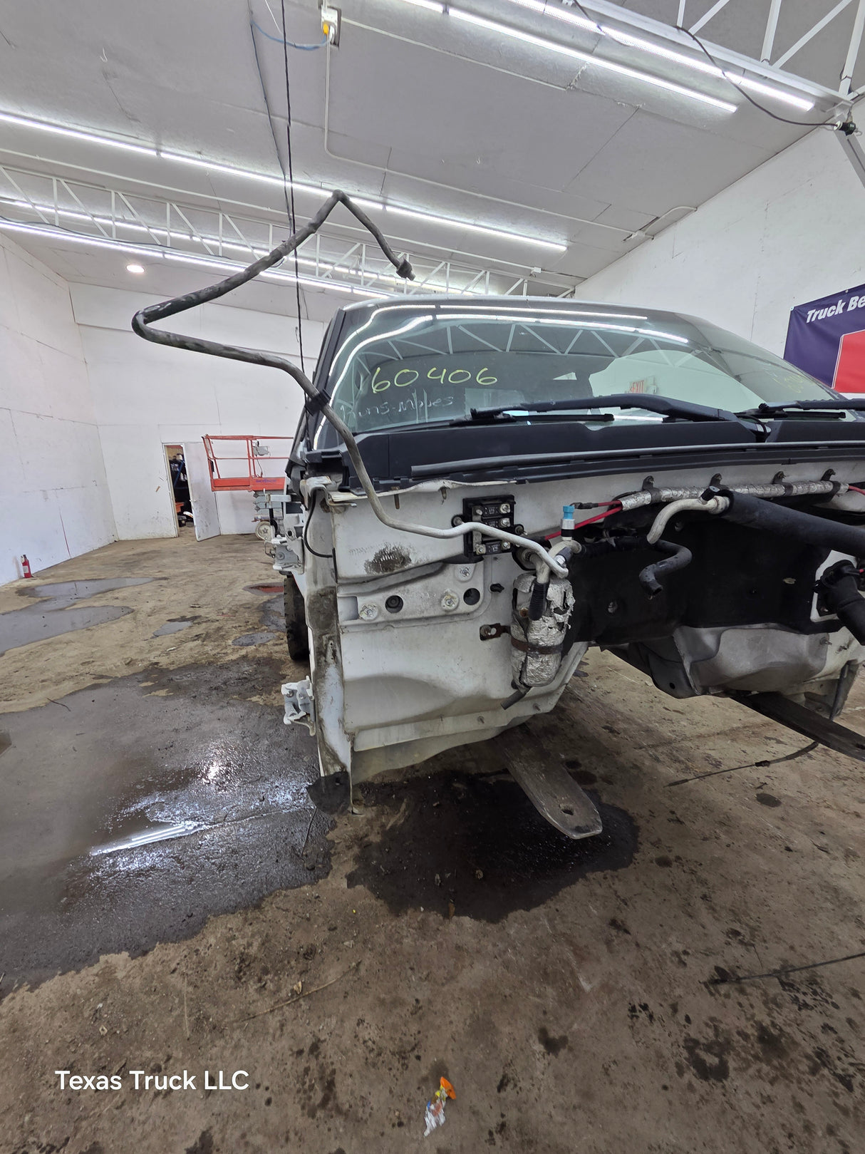 2007-2013 Chevrolet Silverado / GMC Sierra 1500 2500 3500 HD Extended Cab Duramax