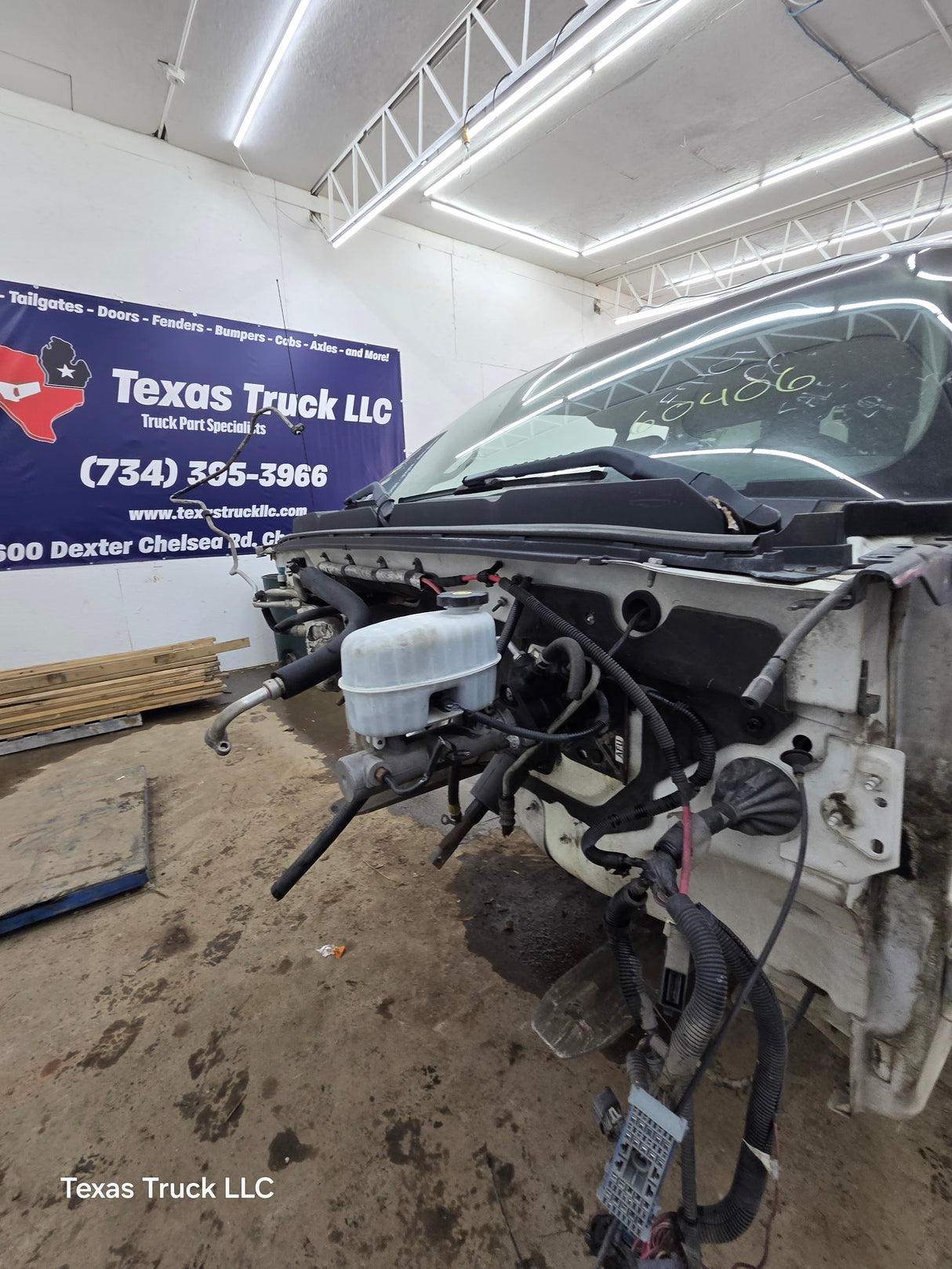 2007-2013 Chevrolet Silverado / GMC Sierra 1500 2500 3500 HD Extended Cab Duramax