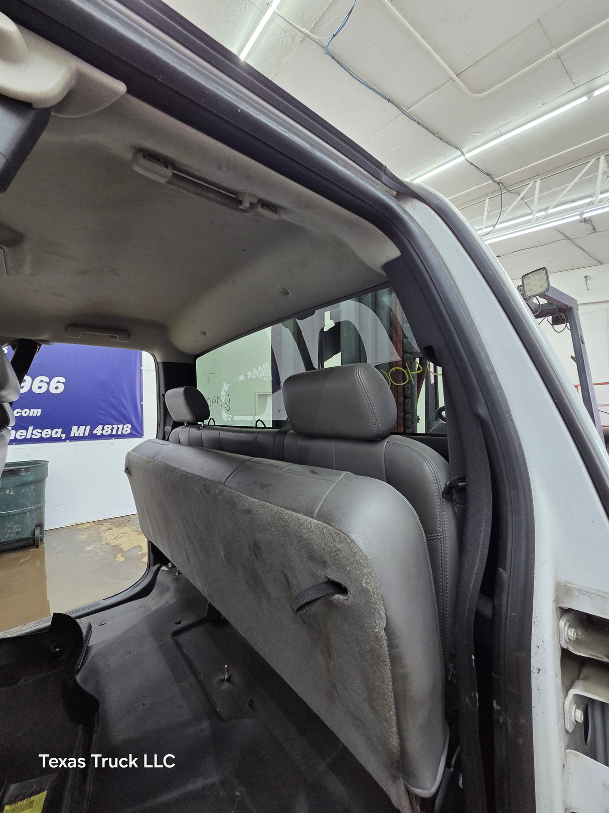 2007-2013 Chevrolet Silverado / GMC Sierra 1500 2500 3500 HD Extended Cab Duramax