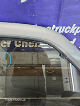 1988-2000 Chevrolet Silverado Suburban GMC Sierra RH Front Passenger Door