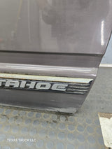 1988-2000 Chevrolet Silverado Suburban GMC Sierra RH Front Passenger Door