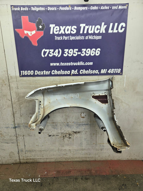 2011-2016 Ford Super Duty F450 F550 RH Passenger Side Front Fender