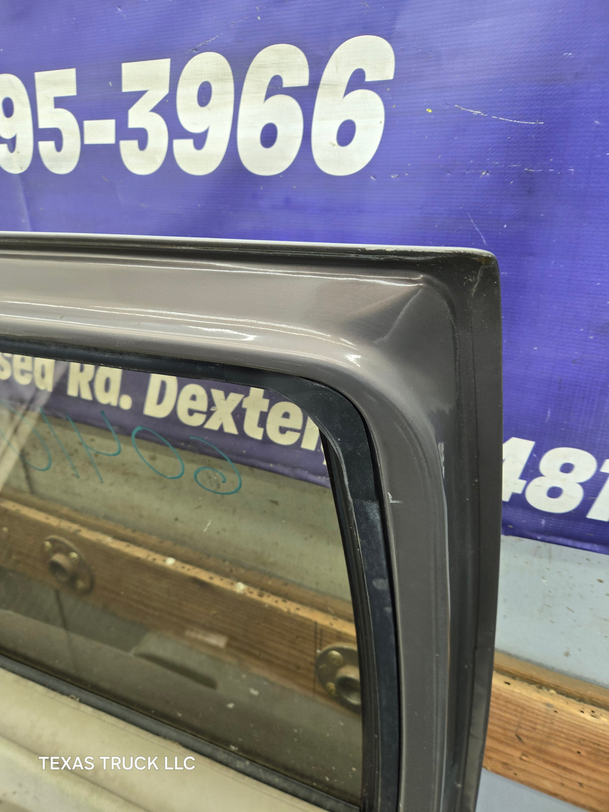 1988-2000 Chevrolet Silverado Suburban GMC Sierra RH Front Passenger Door