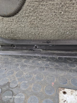 1988-2000 Chevrolet Silverado Suburban GMC Sierra RH Front Passenger Door