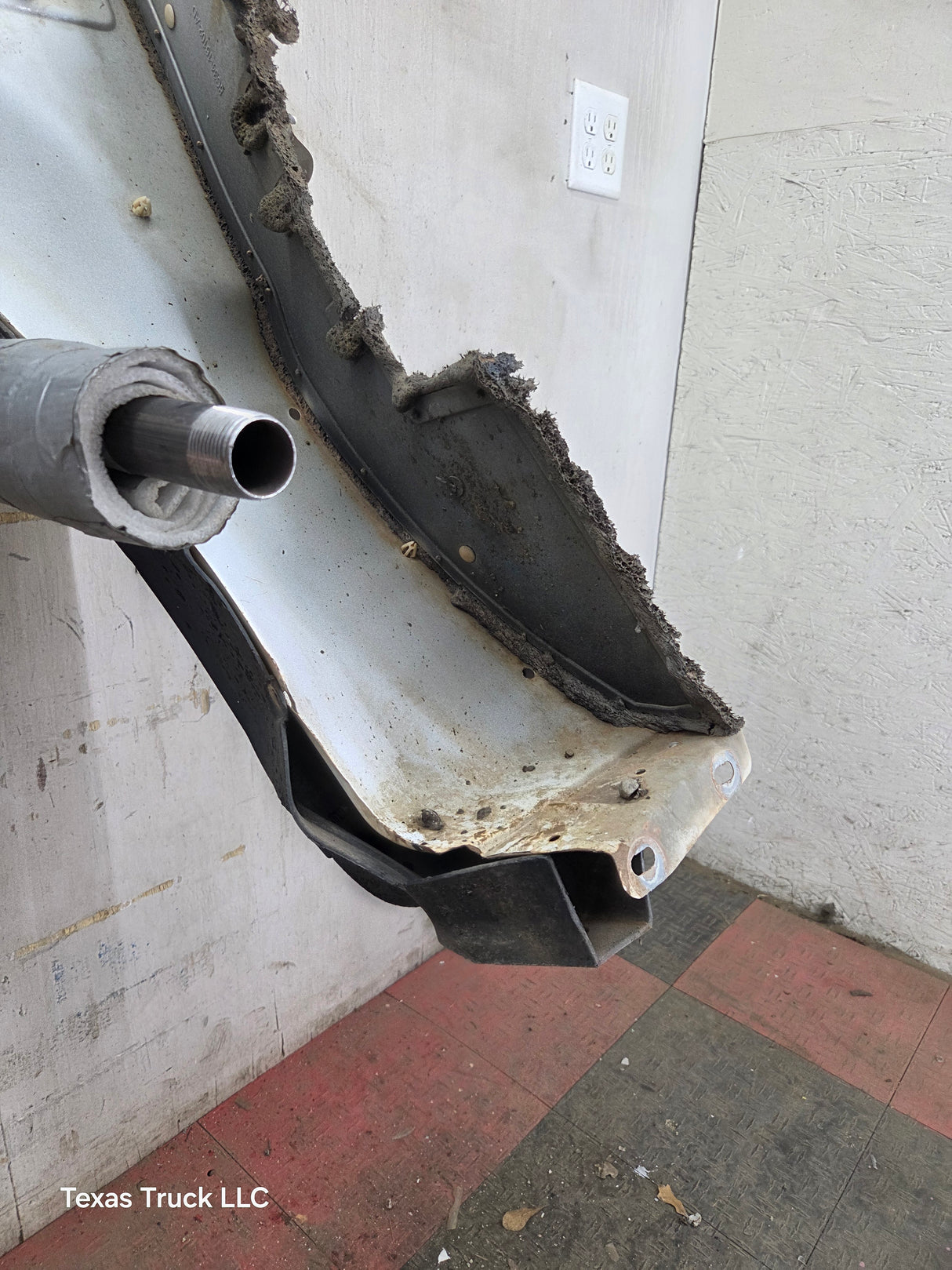 2011-2016 Ford Super Duty F450 F550 RH Passenger Side Front Fender