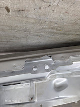 2003-2007 Chevrolet Silverado / Tahoe / Suburban 1500 2500 3500 HD RH Passenger Side "Cateye" Front Fender