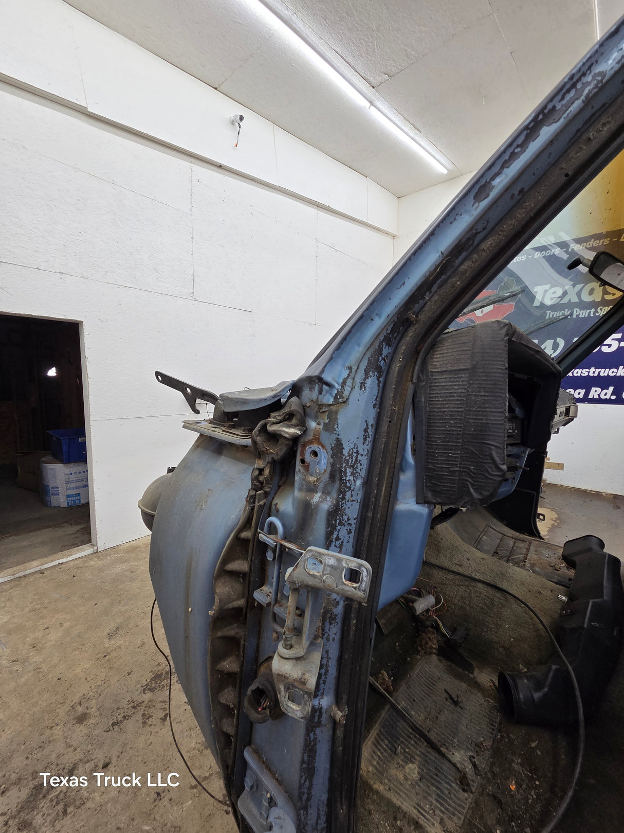 1973-1987 Chevrolet / GMC Square Body Regular Cab Truck Cab K series / C series