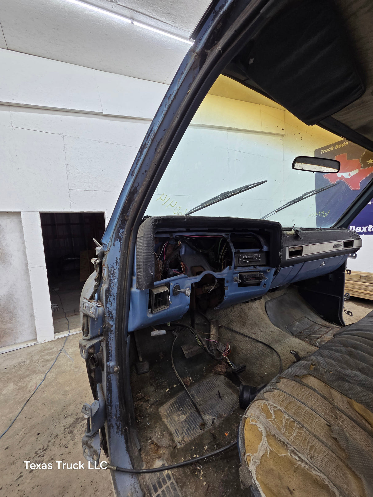 1973-1987 Chevrolet / GMC Square Body Regular Cab Truck Cab K series / C series