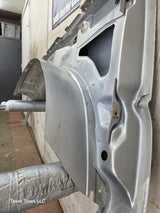 2003-2007 Chevrolet Silverado / Tahoe / Suburban 1500 2500 3500 HD RH Passenger Side "Cateye" Front Fender