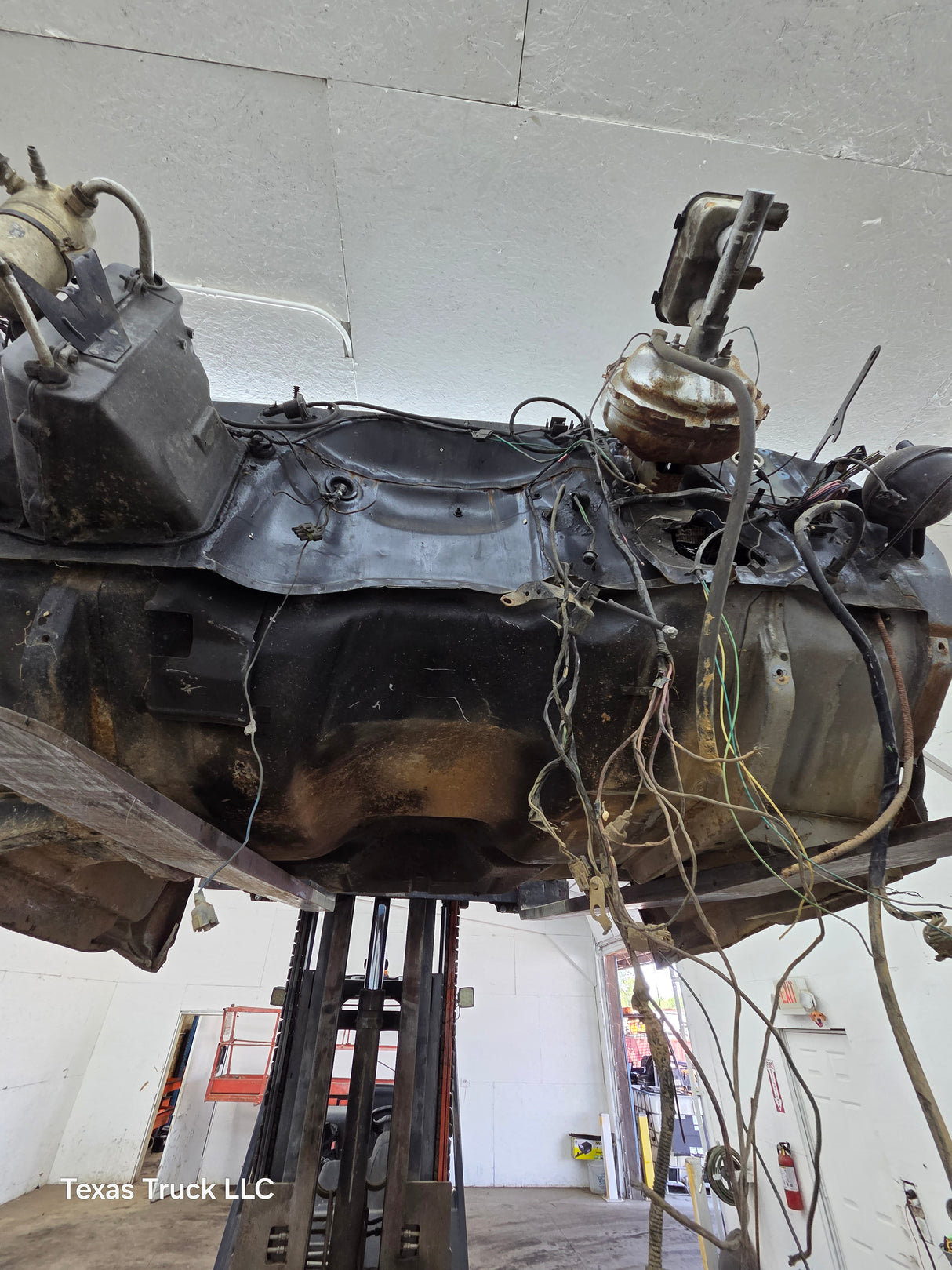 1973-1987 Chevrolet / GMC Square Body Regular Cab Truck Cab K series / C series