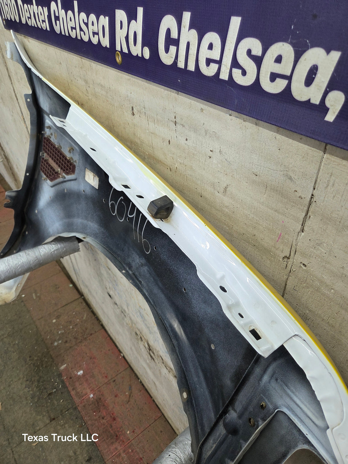 2011-2016 Ford Super Duty F450 F550 LH Driver Side Front Fender