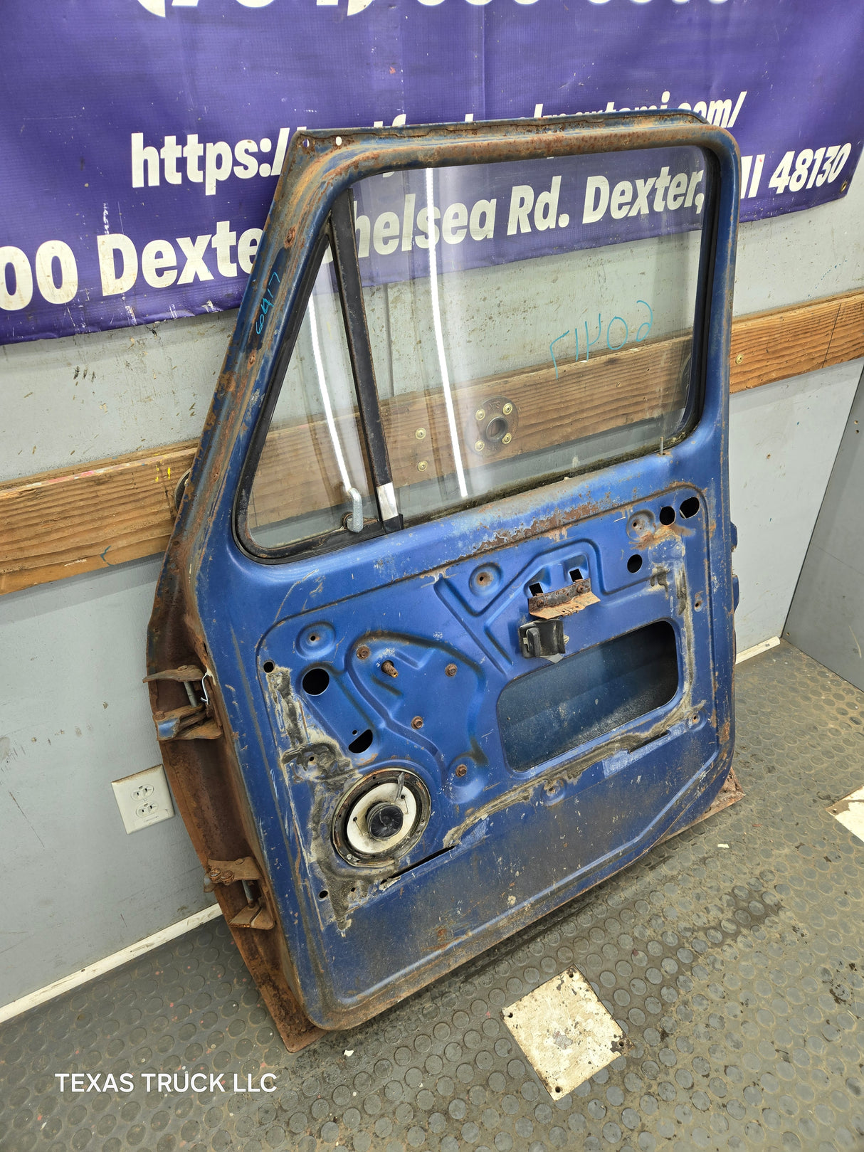 1973-1979 Ford F100 F150 F250 F350 RH Passenger Side Front Door