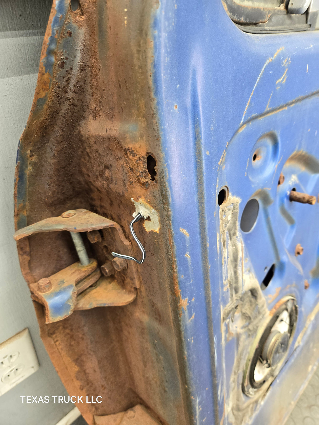 1973-1979 Ford F100 F150 F250 F350 RH Passenger Side Front Door