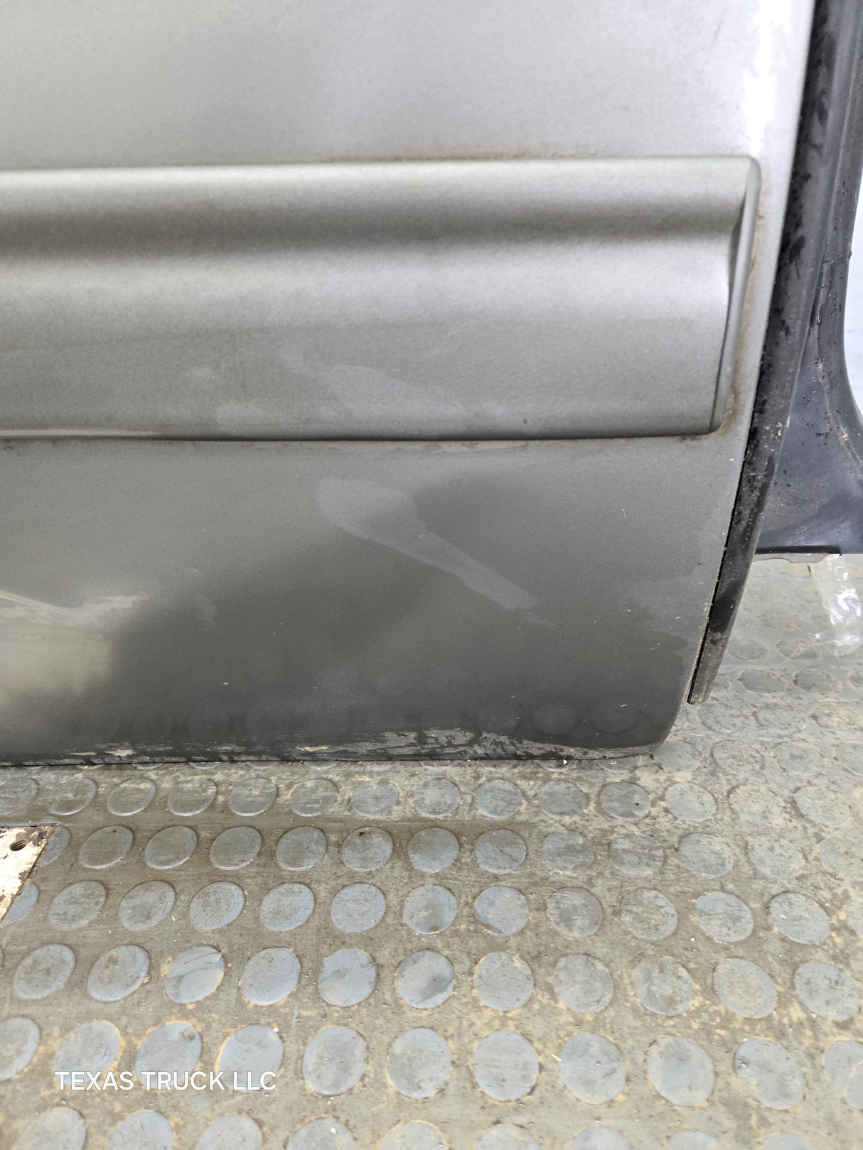 2007-2013 Chevrolet Silverado / GMC Sierra 1500 2500 3500 HD Passenger side Extended Cab RH Rear Door