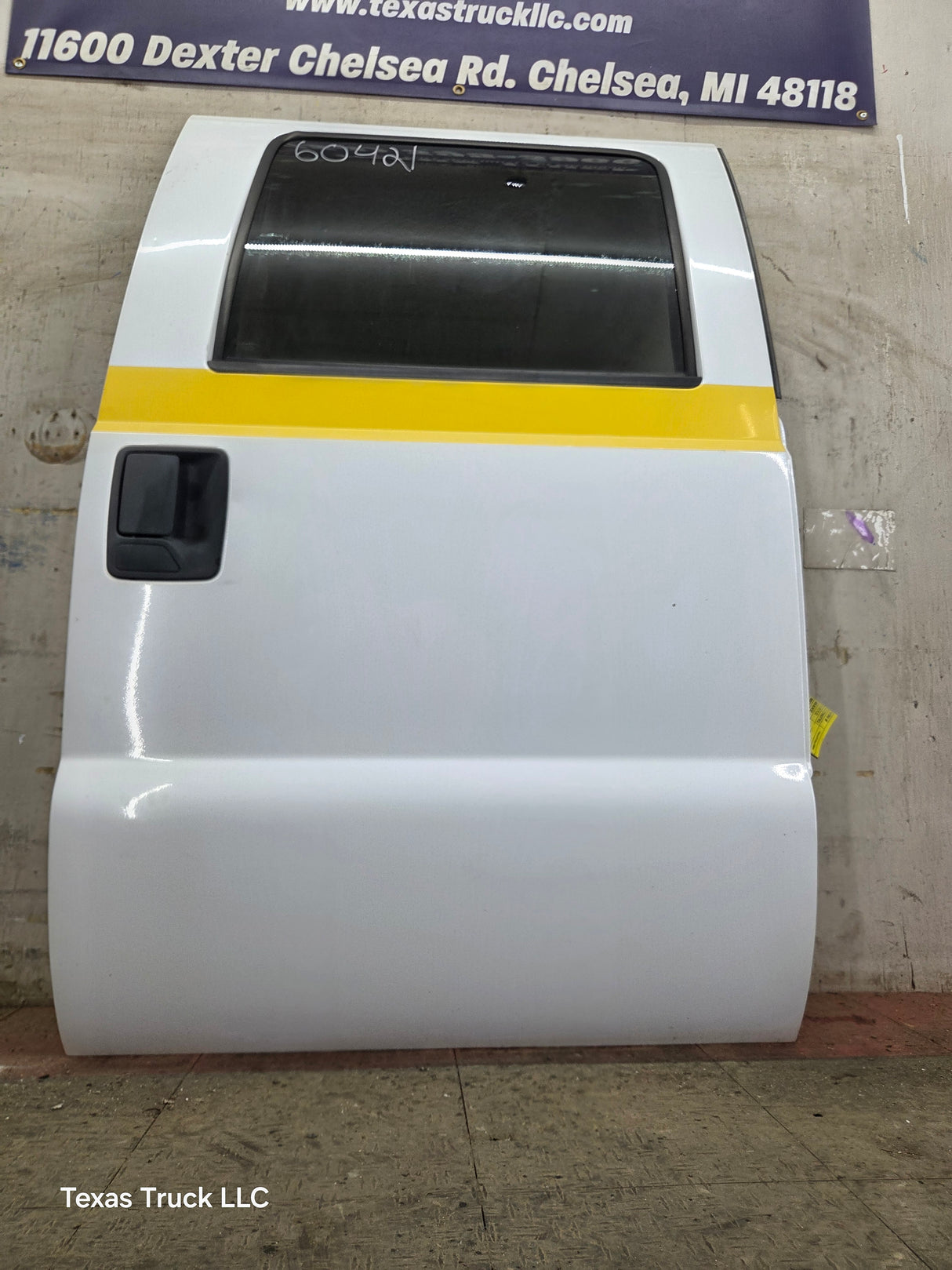 1999-2011 Ford Super Duty F250 F350 F450 F550 RH Crew Cab Passenger Side Rear Door