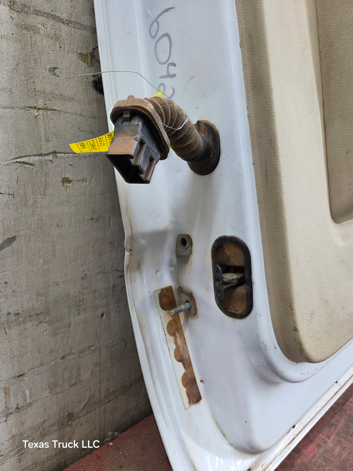 1999-2011 Ford Super Duty F250 F350 F450 F550 RH Crew Cab Passenger Side Rear Door