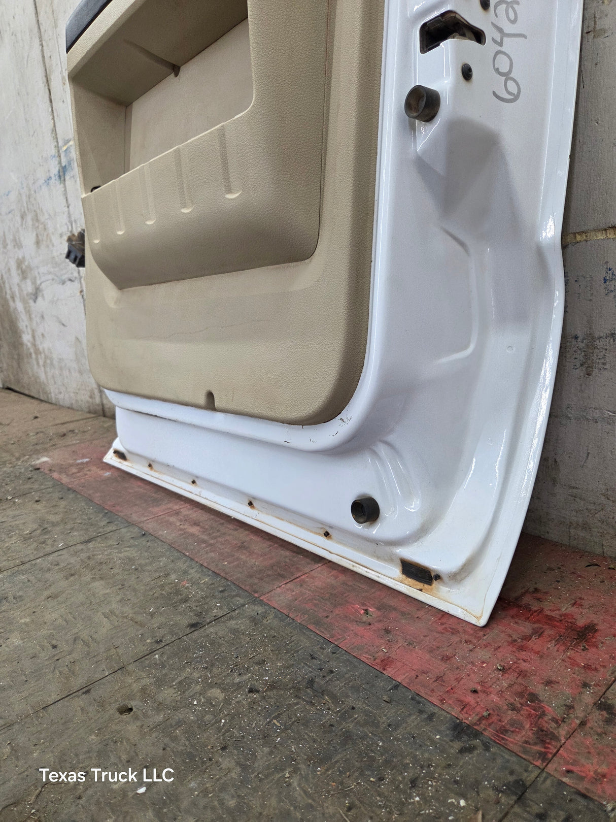 1999-2011 Ford Super Duty F250 F350 F450 F550 RH Crew Cab Passenger Side Rear Door