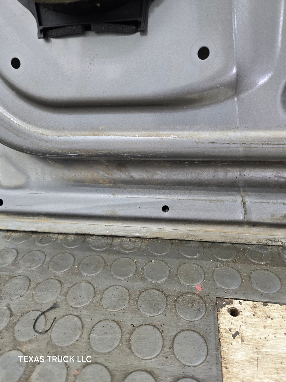 2004-2012 Chevrolet Colorado / GMC Canyon Passenger Side Crew Cab Door RH