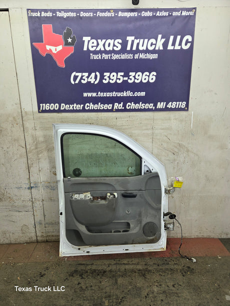 2007-2013 Chevrolet Silverado / GMC Sierra 1500 2500 3500 HD LH Front Driver Side Door