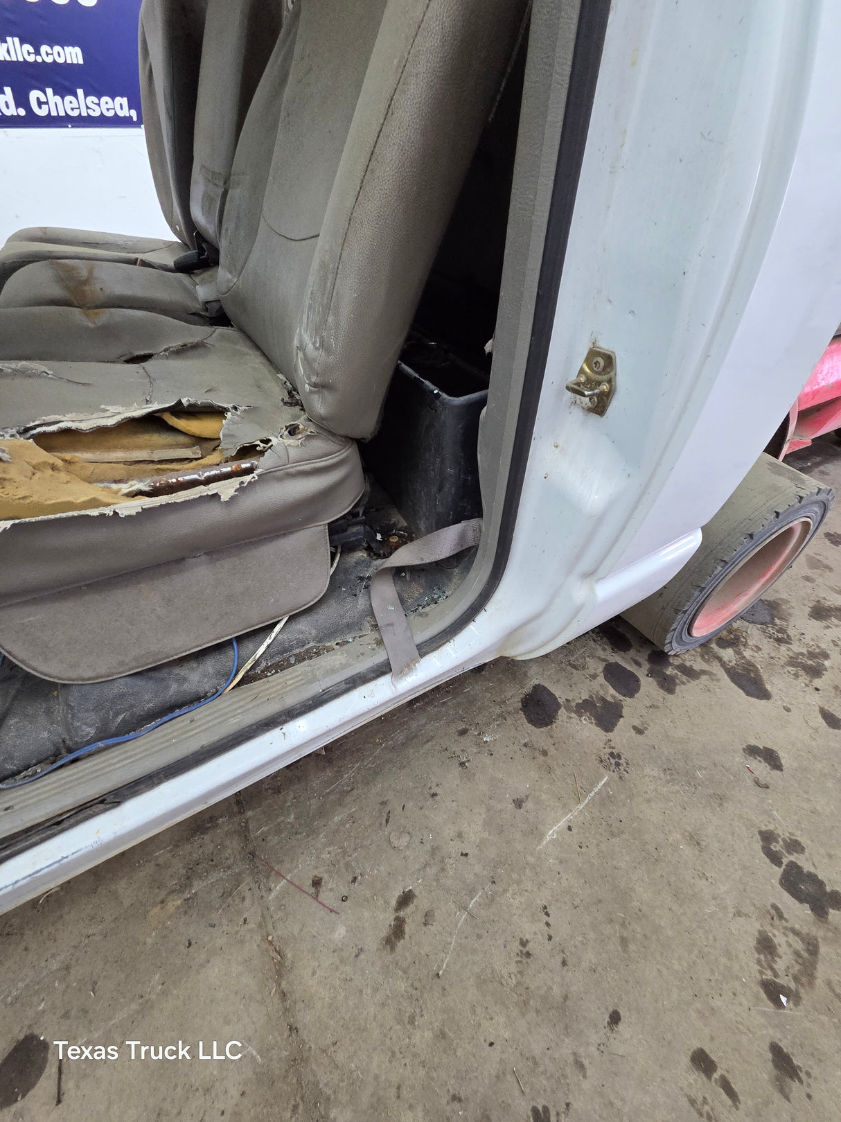 2003-2008 Dodge Ram 3rd Gen Regular Cab 1500 2500 3500 4500 5500 2 door cab