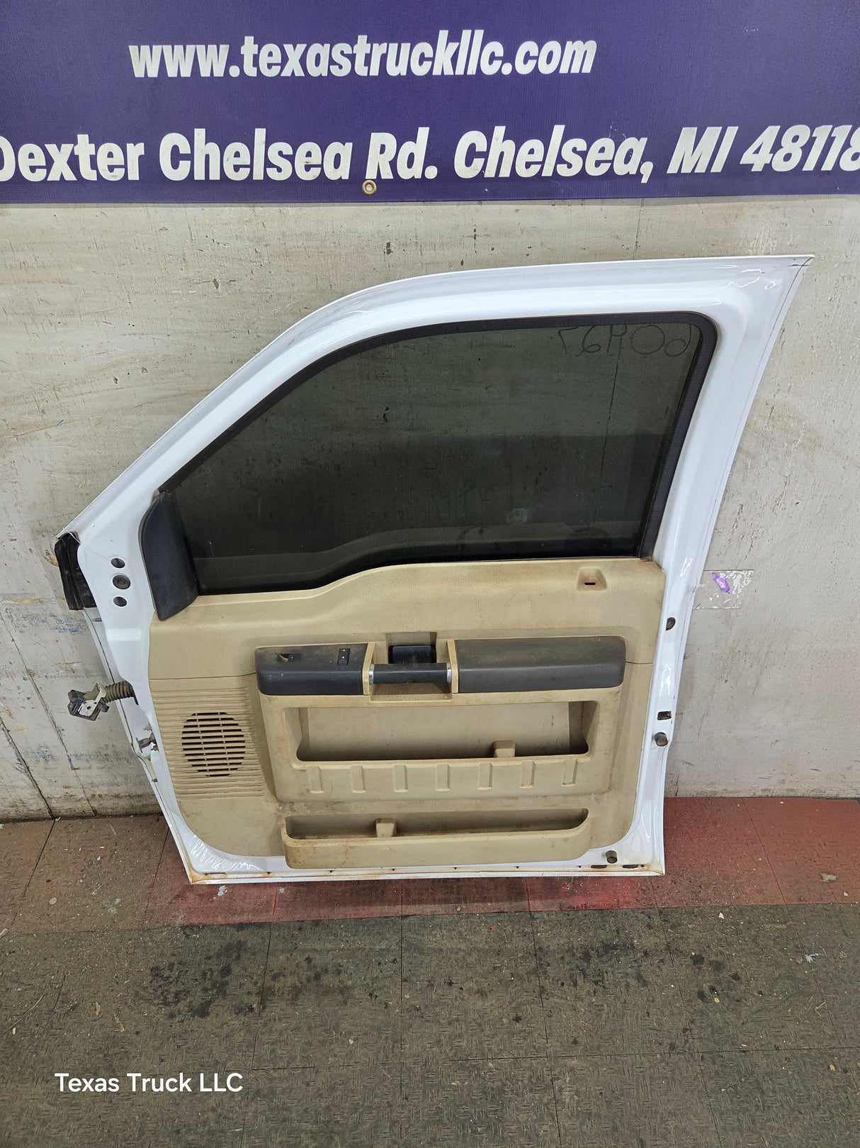 1999-2011 Ford Super Duty / Excursion Front Passenger RH Door F250 F350 F450 F550