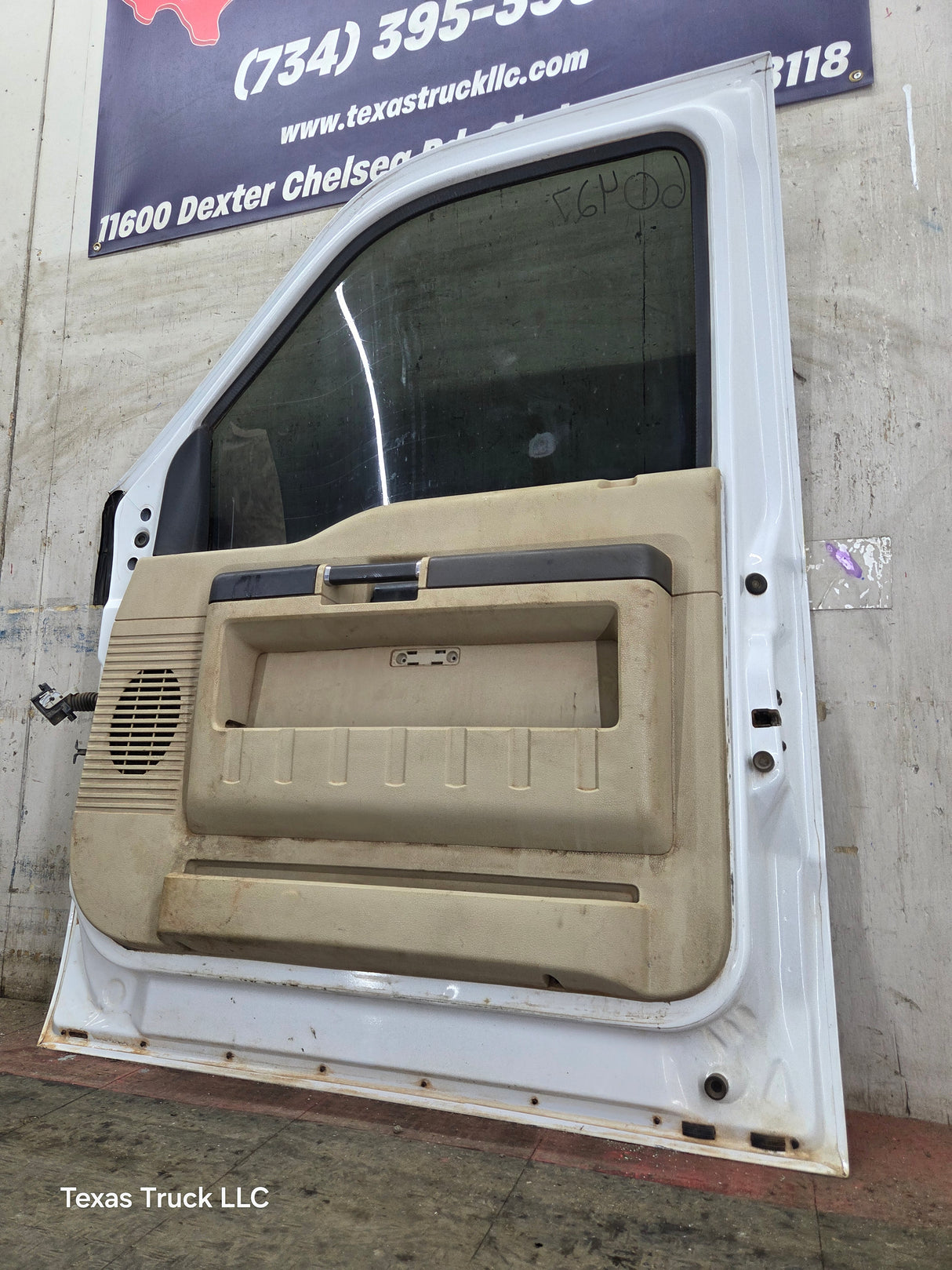 1999-2011 Ford Super Duty / Excursion Front Passenger RH Door F250 F350 F450 F550