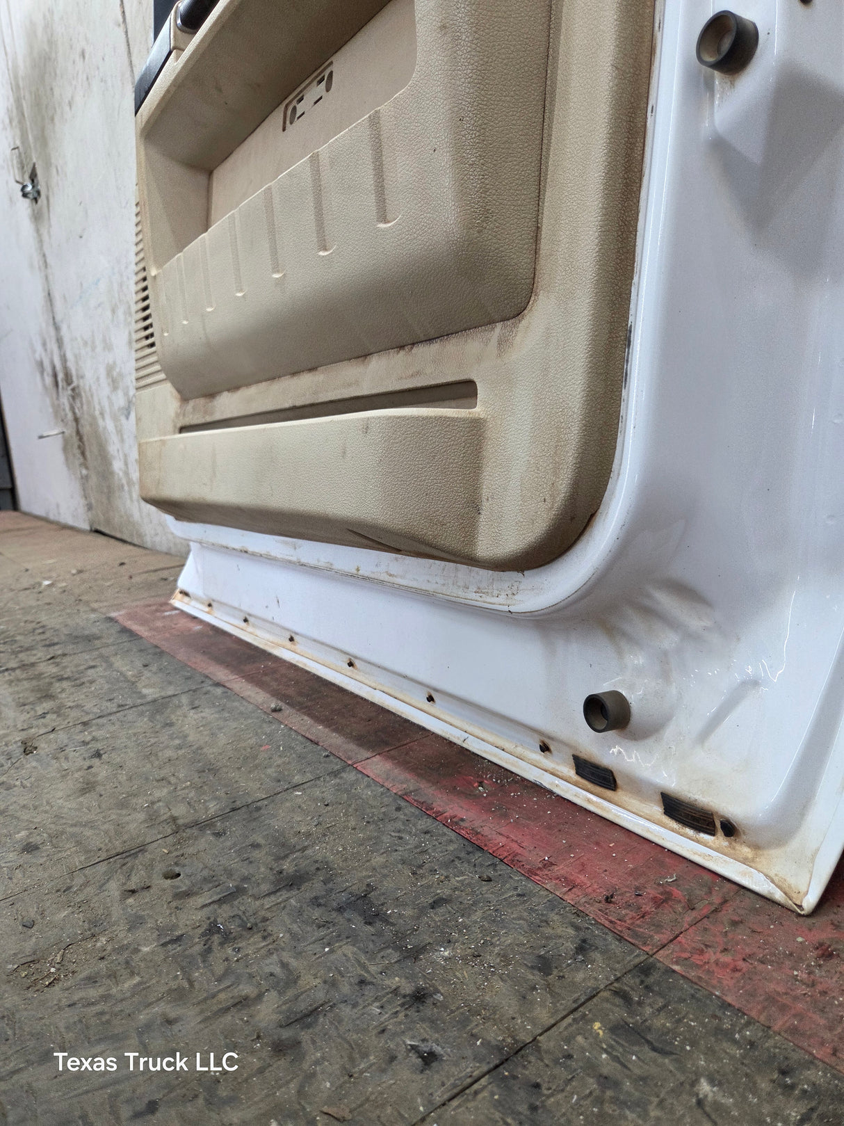 1999-2011 Ford Super Duty / Excursion Front Passenger RH Door F250 F350 F450 F550