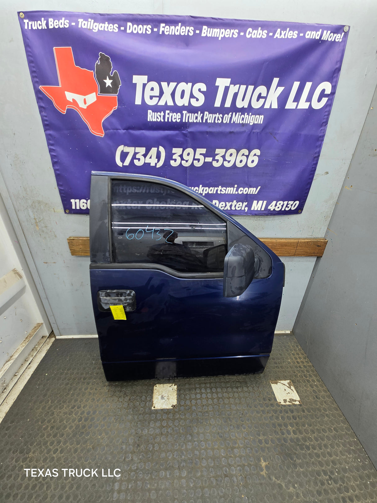 2004-2008 Ford F150 Crew Cab Passenger Side Front Door RH