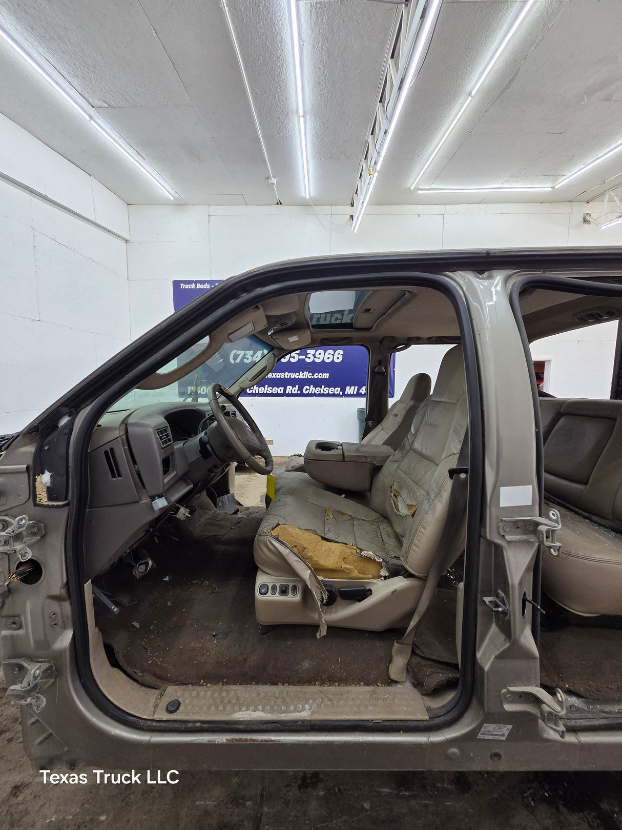 1999-2007 Ford Super Duty F250 F350 F450 F550 XLT 4 Door Crew Cab
