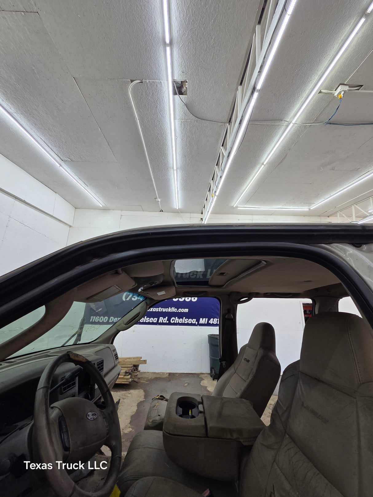 1999-2007 Ford Super Duty F250 F350 F450 F550 XLT 4 Door Crew Cab