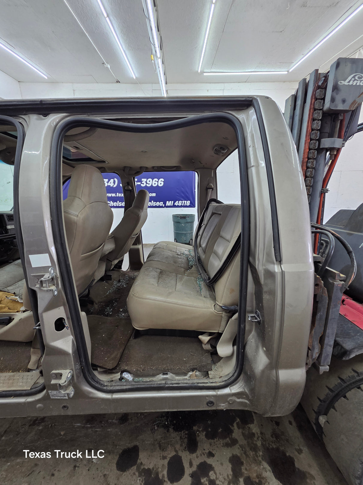 1999-2007 Ford Super Duty F250 F350 F450 F550 XLT 4 Door Crew Cab