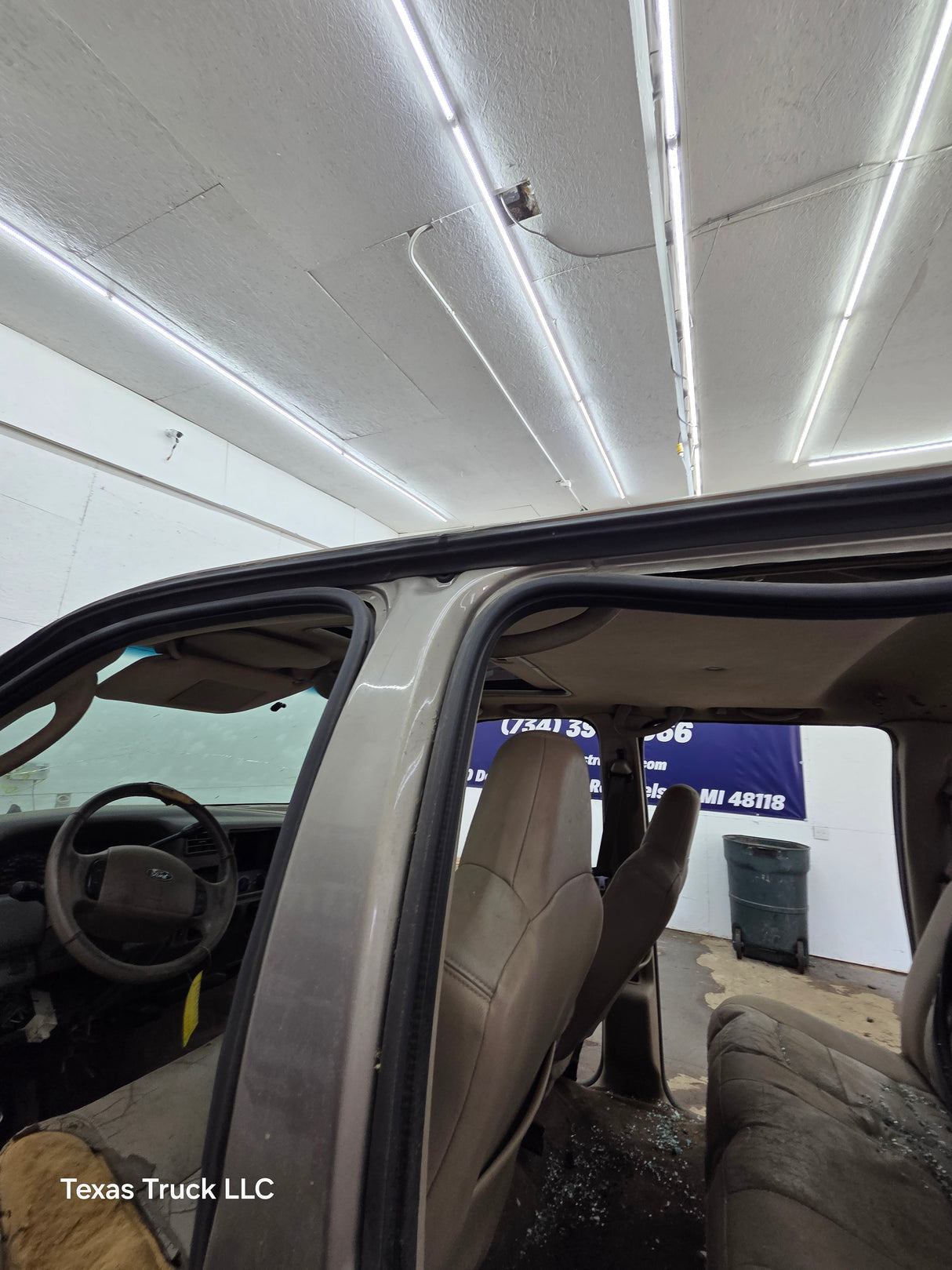 1999-2007 Ford Super Duty F250 F350 F450 F550 XLT 4 Door Crew Cab