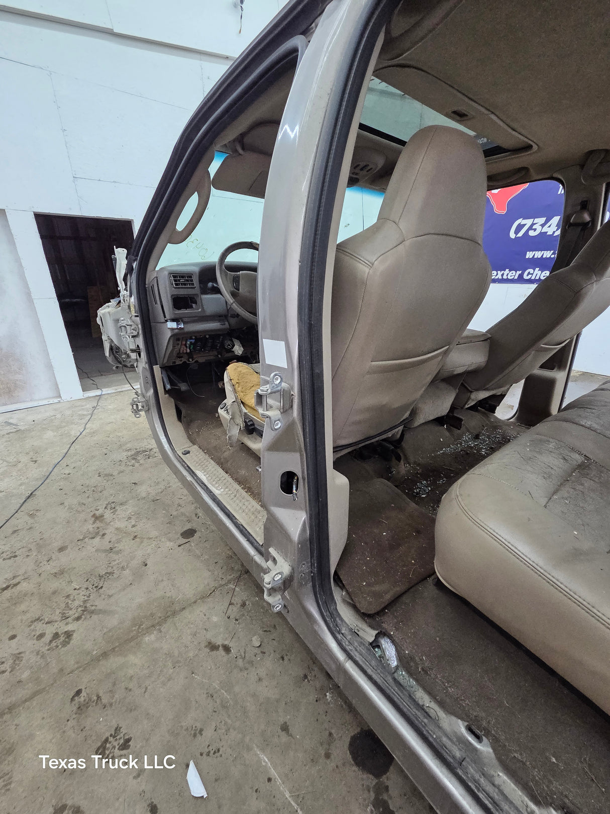 1999-2007 Ford Super Duty F250 F350 F450 F550 XLT 4 Door Crew Cab