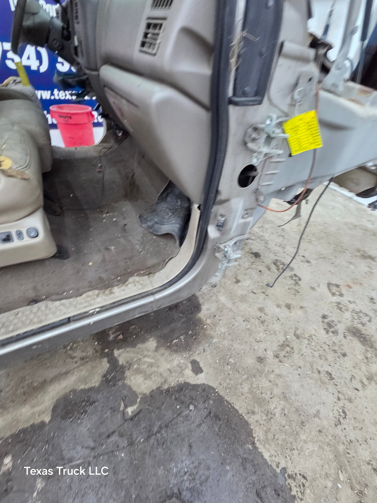 1999-2007 Ford Super Duty F250 F350 F450 F550 XLT 4 Door Crew Cab